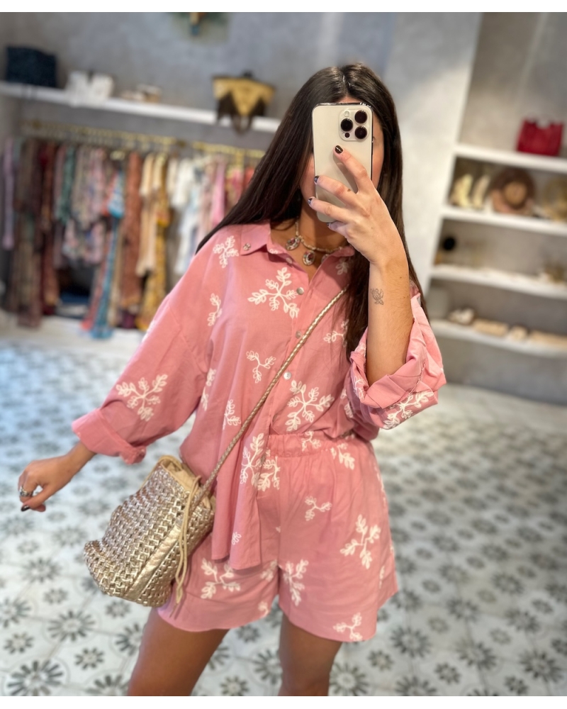 Short pink embroidery