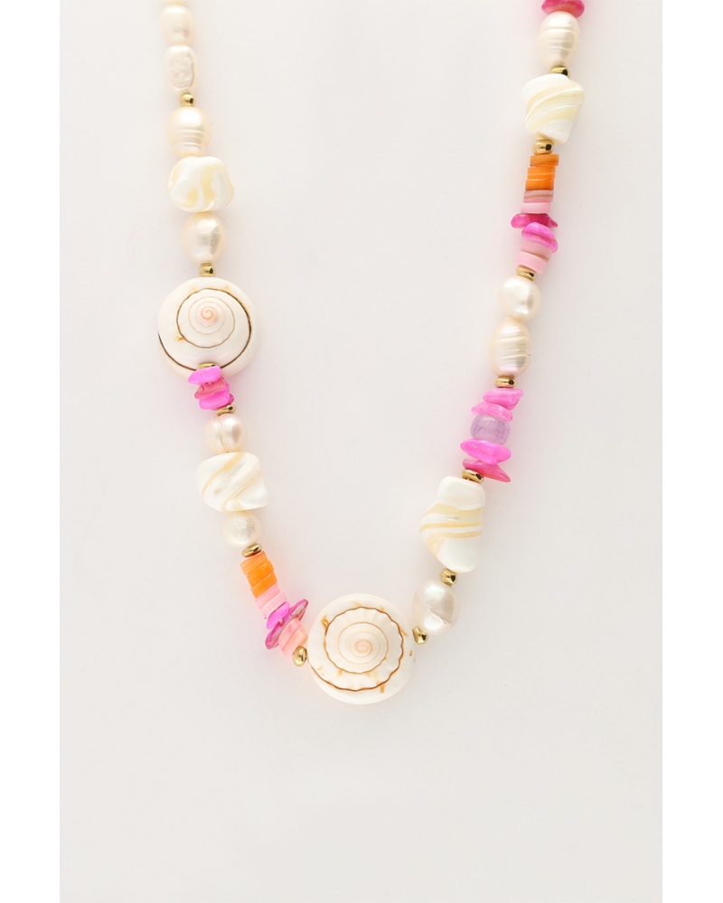 Necklace pearls and shells