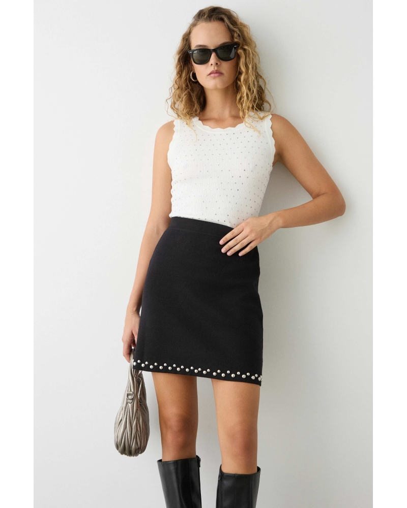 Mini Falda Tachuelas 2