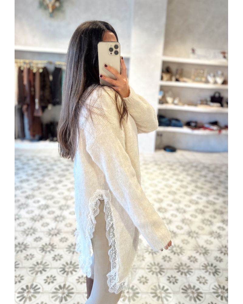 Asymmetric jersey lace 2