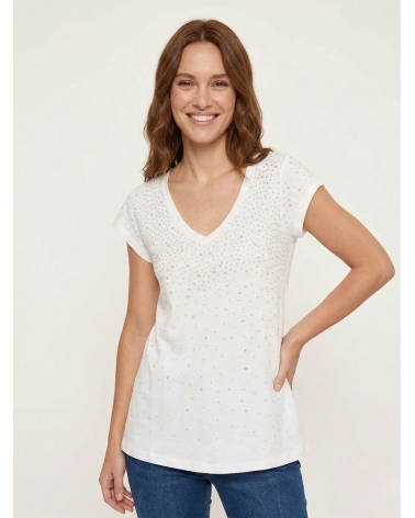 White T-shirt Brick