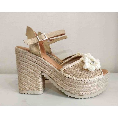 Sandalia Beige FLowers 2