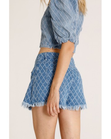 I 'm wearing a skirt