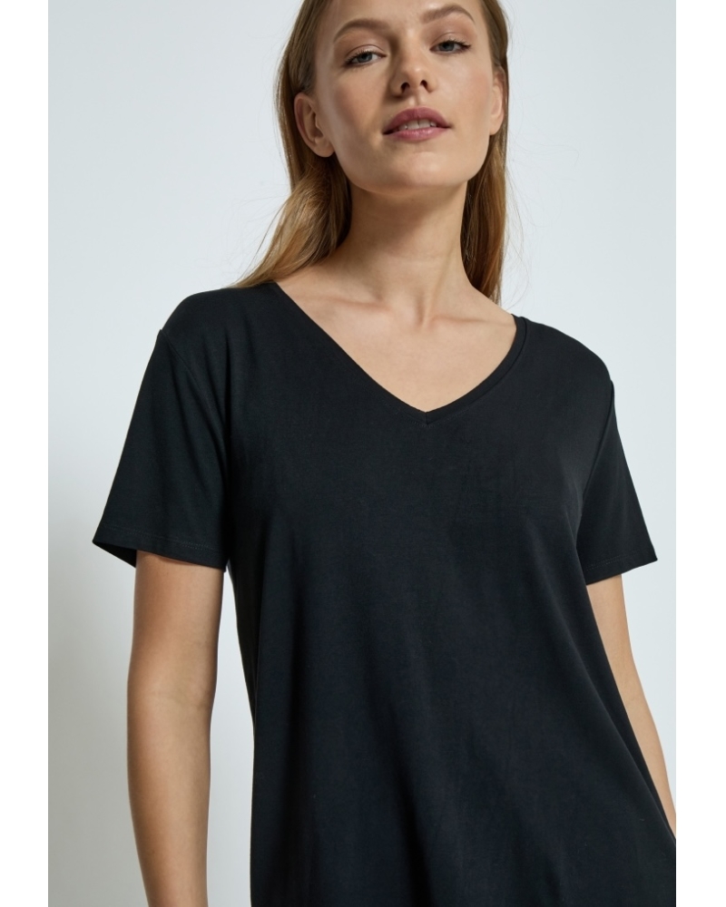 Even Black T-Shirt