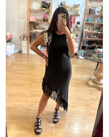 Robe asymétrique à Ibiza