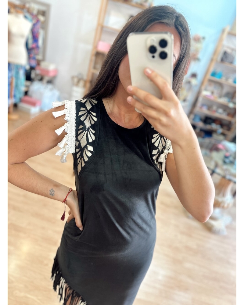 Robe asymétrique à Ibiza